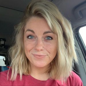 Meet your Posher, Jacqueline